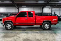 1_ 1998-Chevrolet-K1500-Red-102664-31.jpg